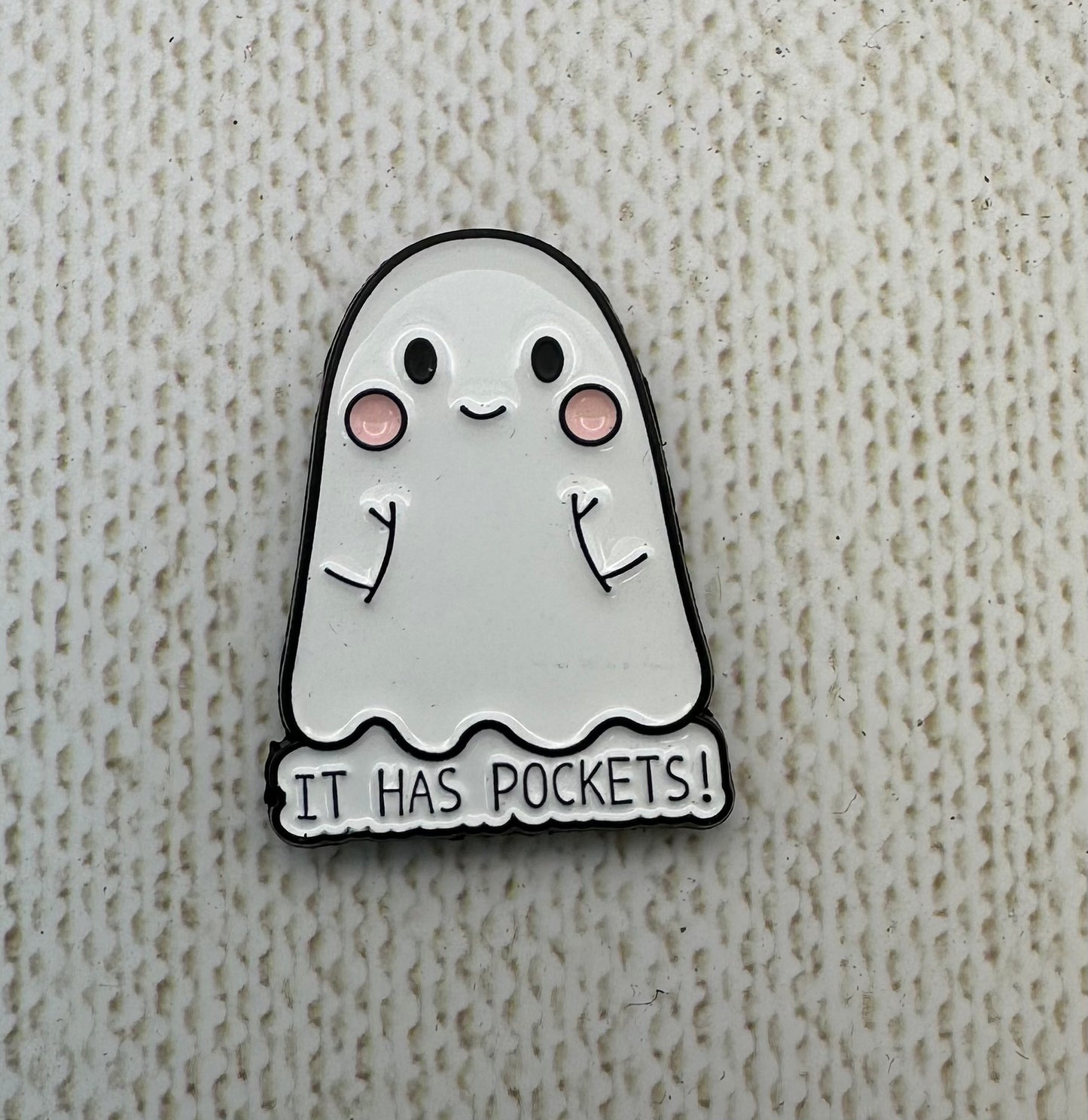 It Has Pockets Needle Minder