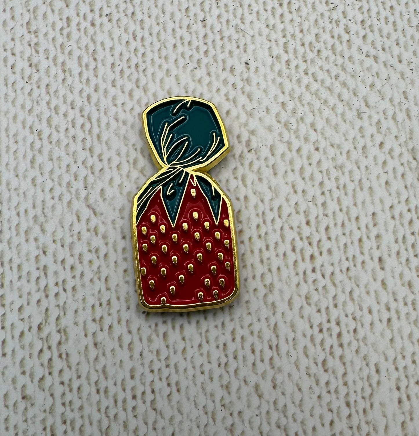 Strawberry Candy Needle Minder