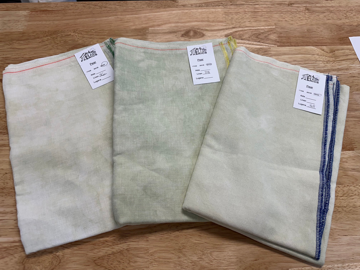 32ct Lugana - Pear - Atomic Ranch