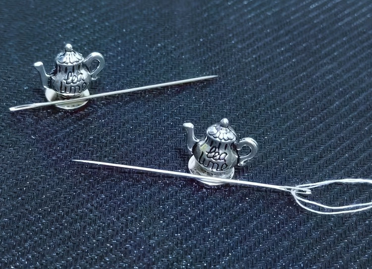 Teapot Needleminder