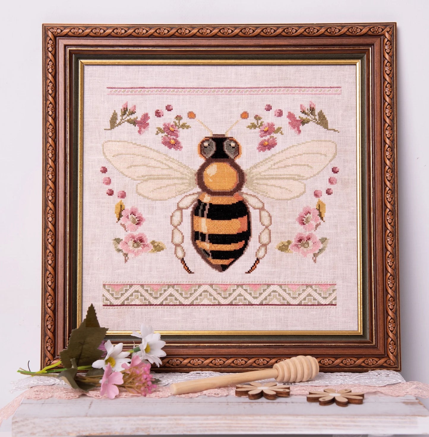 Bee and Blossom - Samplers and Primitives