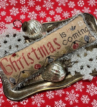 Christmas is Coming! Pin Keep - The Scarlett House