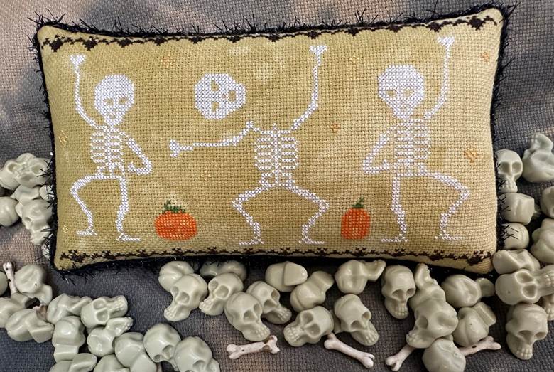Jeepers Creepers - Rebel Stitcher