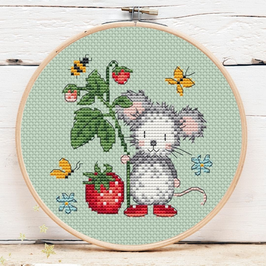 Strawberry Mouse Mini 1 - Artmishka Cross Stitch