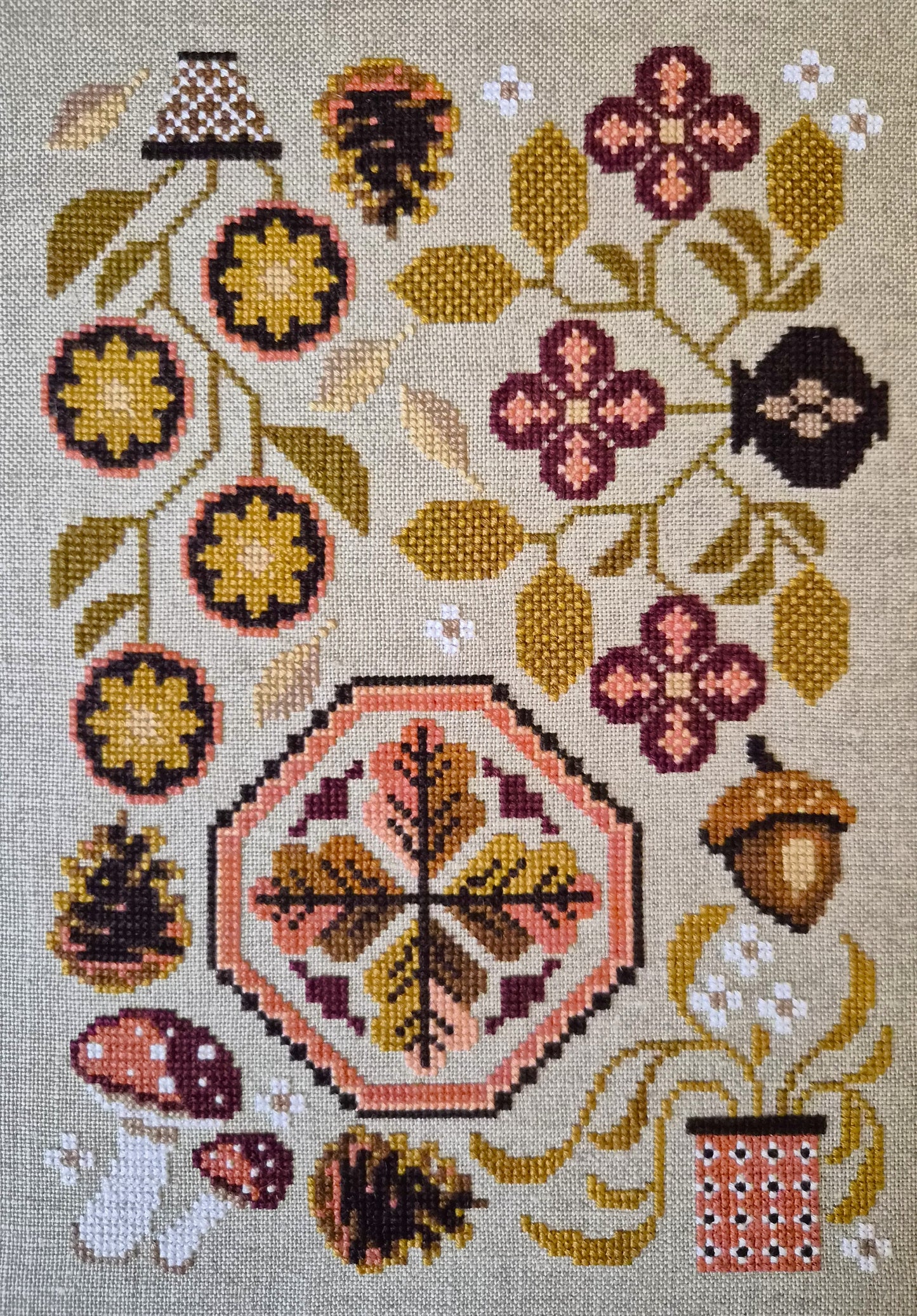 Autumn Feels - The Artsy Housewife