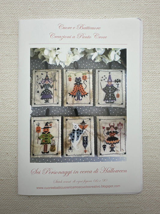 Sei Personaggi In Cerca Di Halloween (Halloween Pinkeeps)