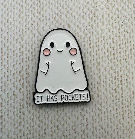 It Has Pockets Needle Minder