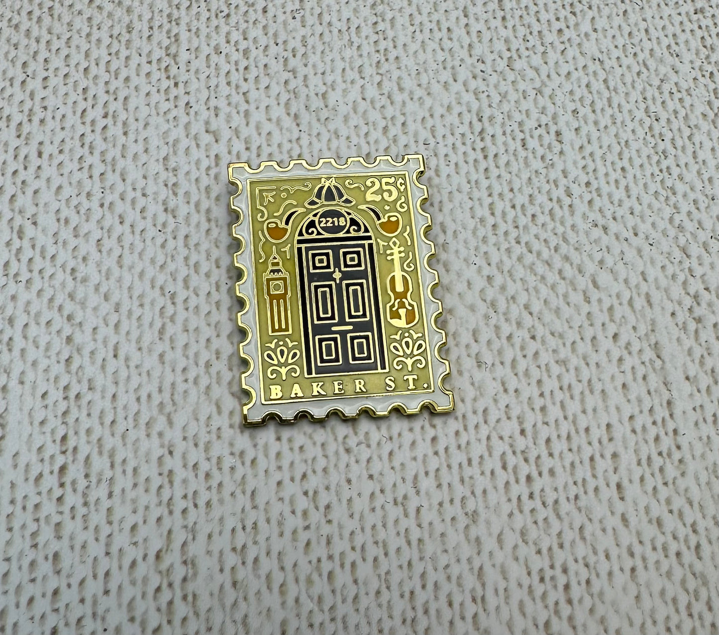 221b Baker Street Needle Minder