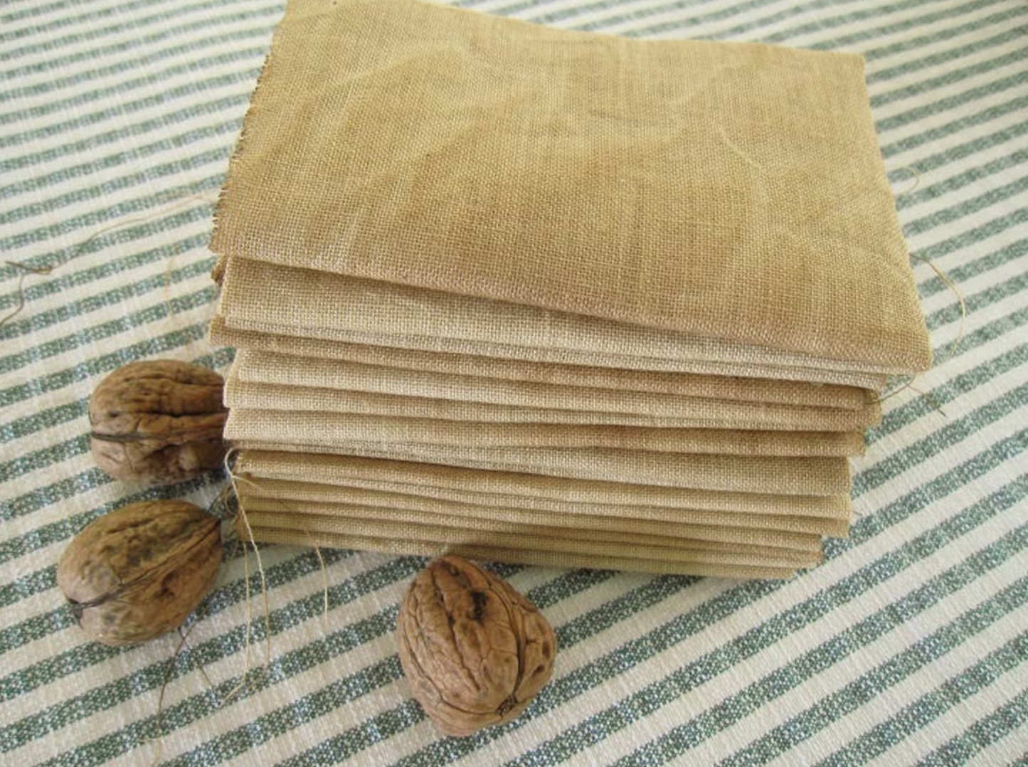 32ct Old England Linen - Nikyscreations