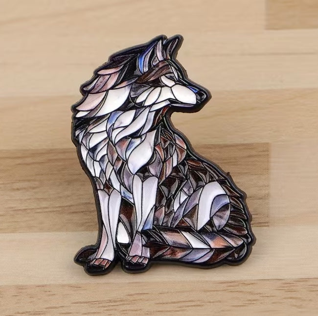 Stained Glass Wolf Needleminder