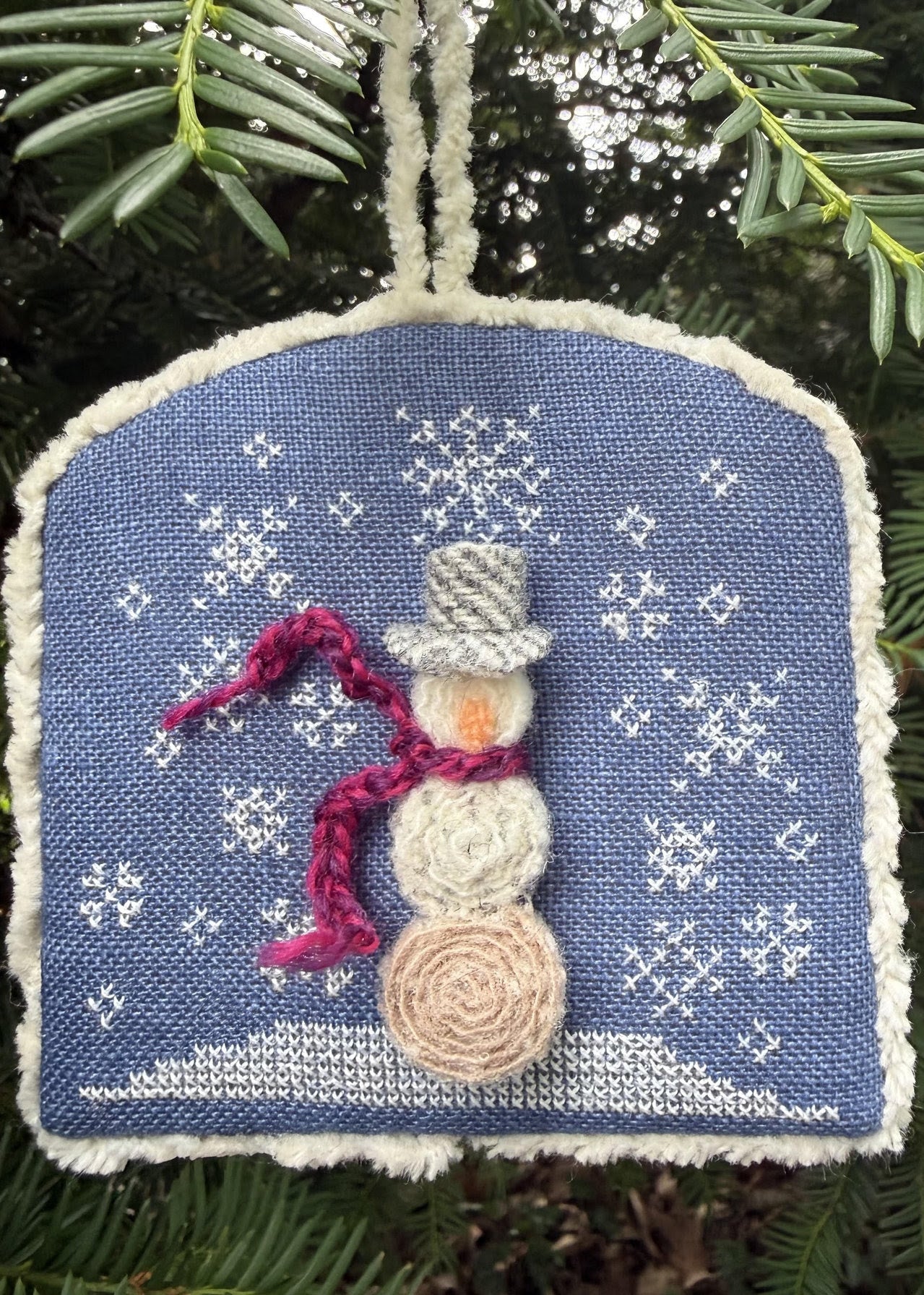Chilly - Ornament Kit - Running with Needles and Scissors