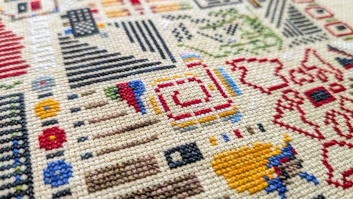 Data Portraits in Paris Deux - Shaded Stitchery