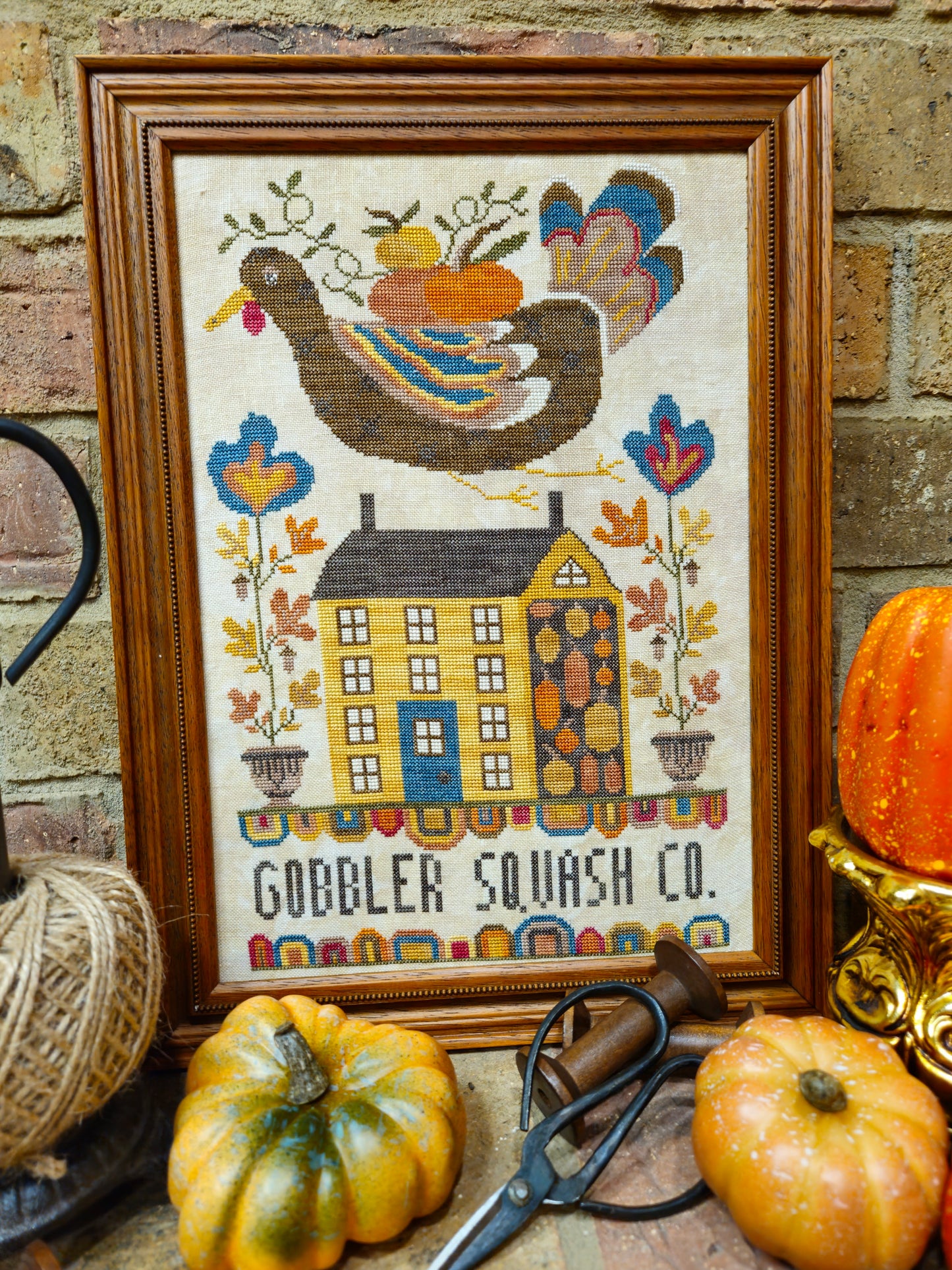 Gobbler Squash Co. - Quaint Rose Needlearts