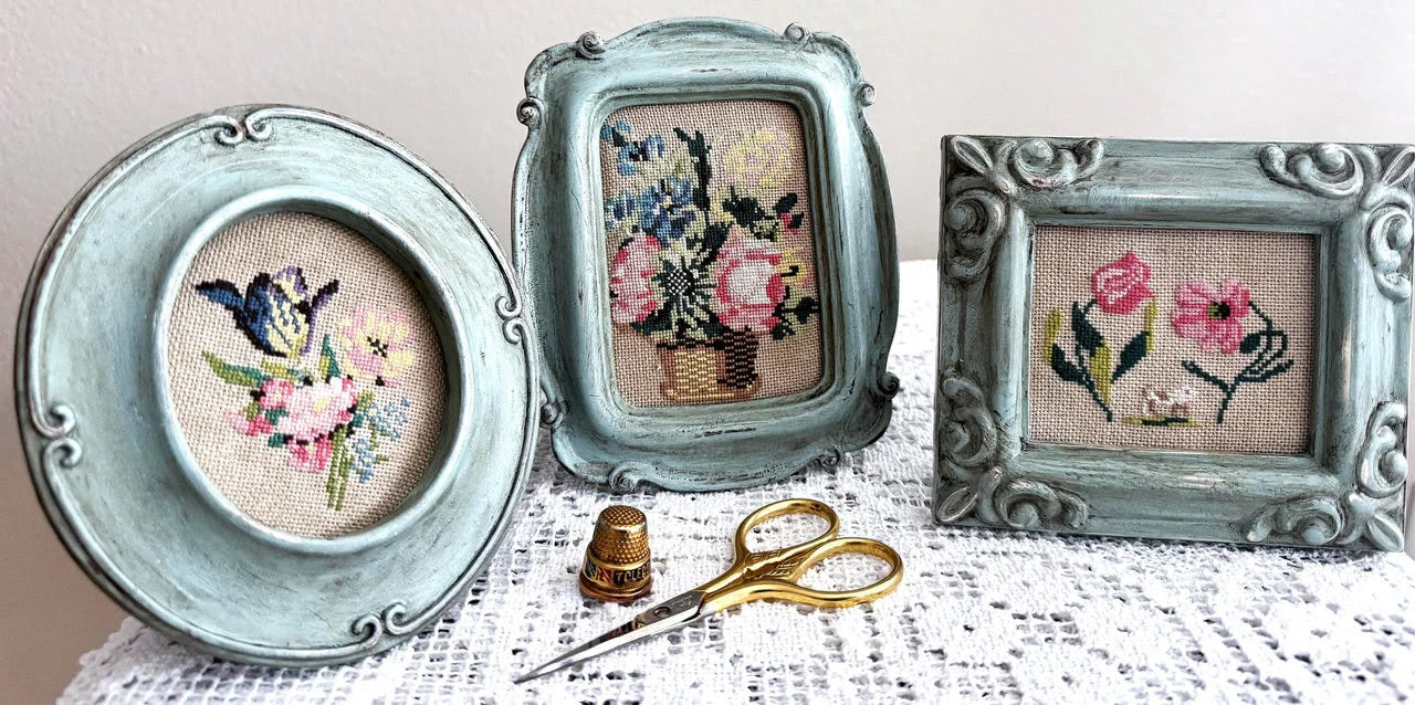 Les Petites Floralies - Running with Needles & Scissors