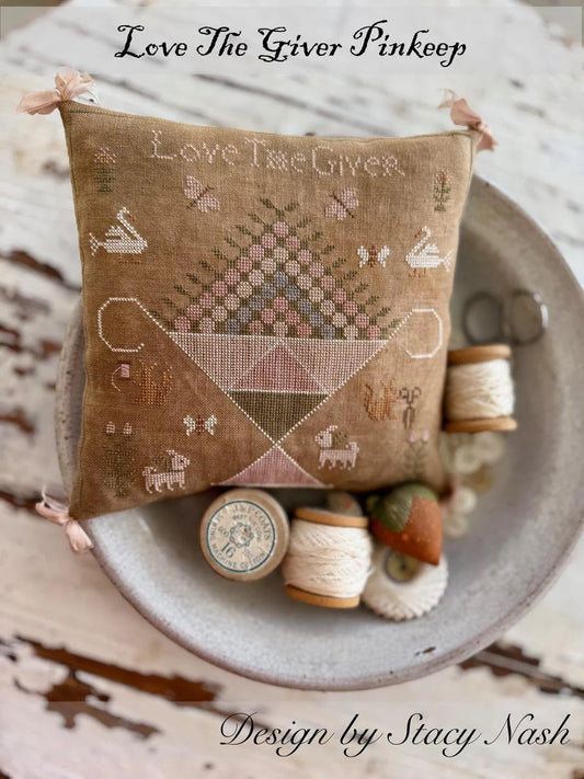 Love the Giver Pinkeep - Stacy Nash