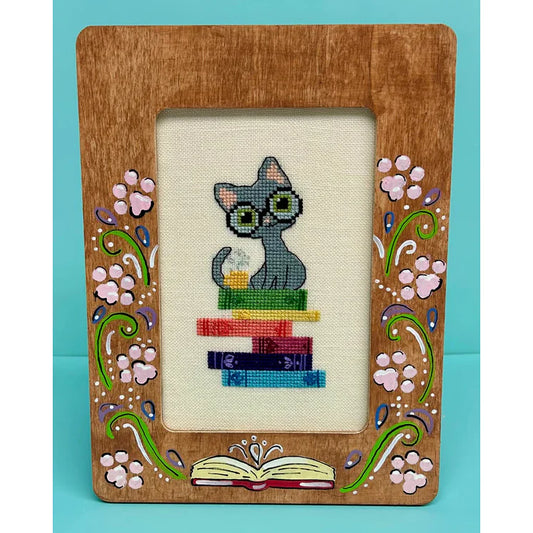 Melvin the Library Kitty - The Stitchin' Kitten
