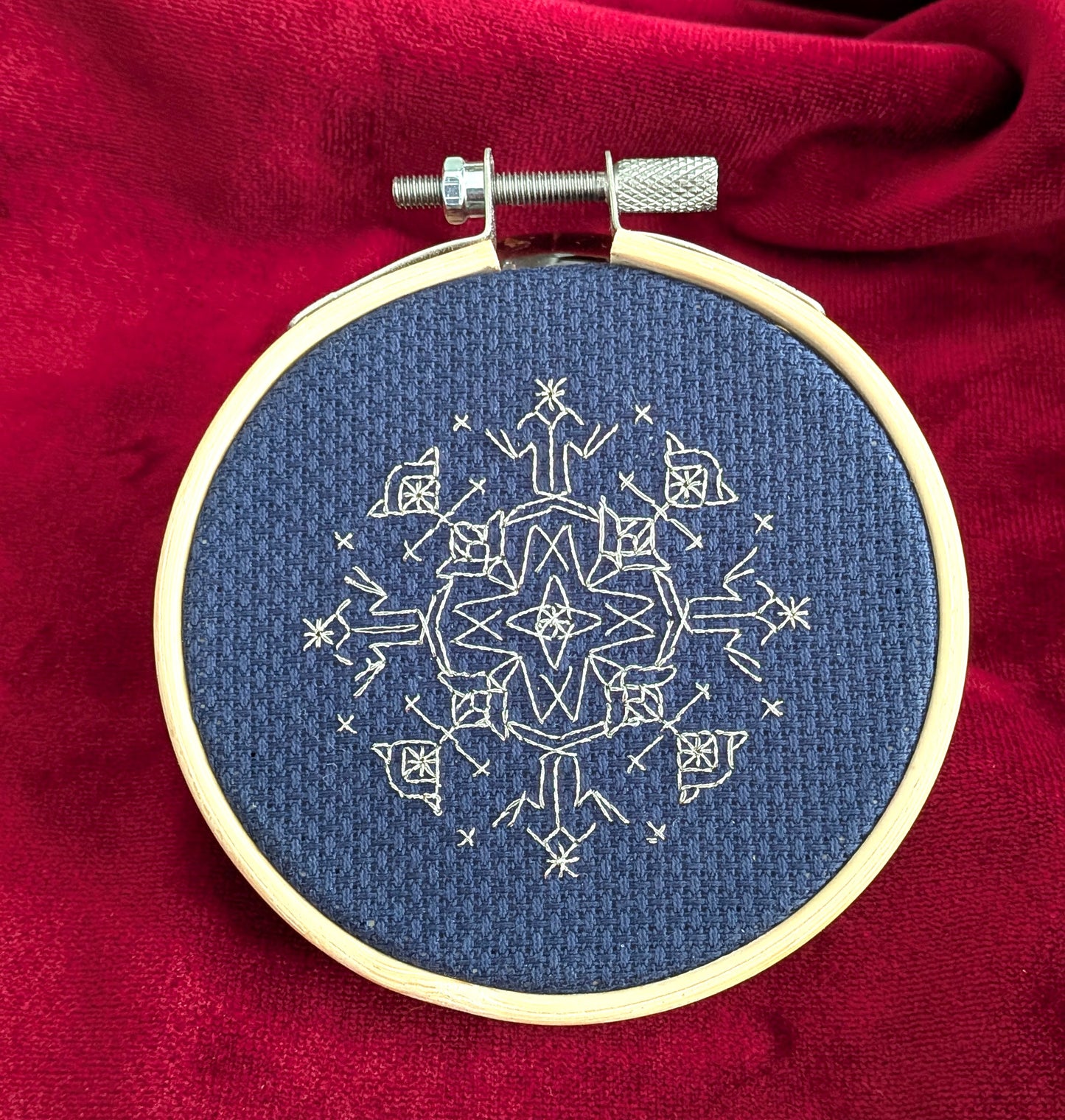 Sparkling Snow - Unseemly Stitches